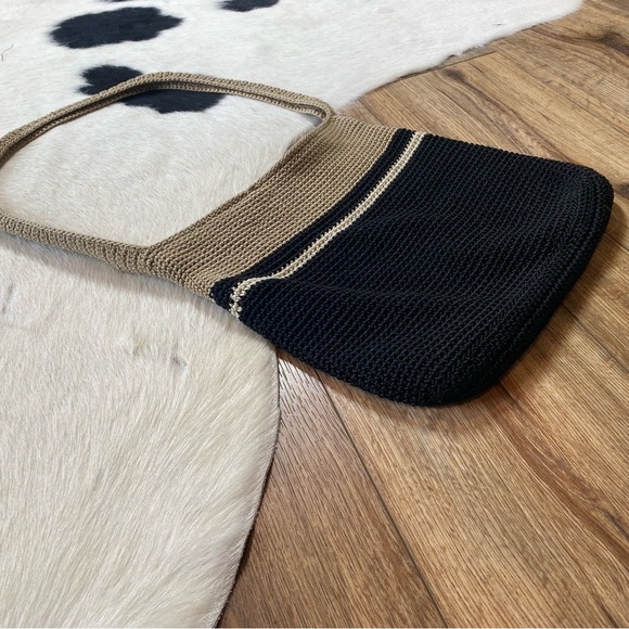 crochet knit shoulder bag - Picture 3 of 6